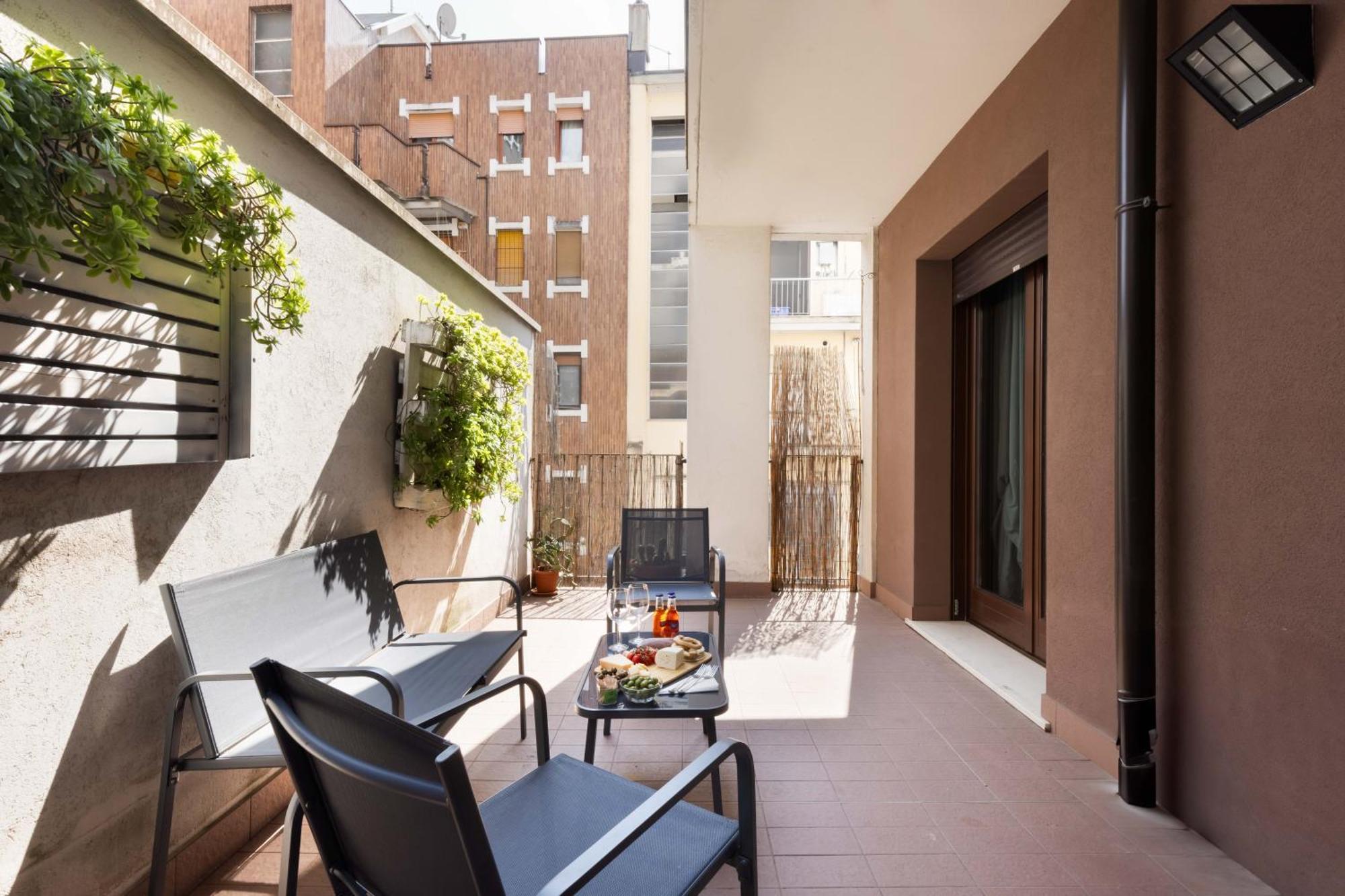 Terrace Milan Con Parcheggio Incluso Διαμέρισμα Εξωτερικό φωτογραφία